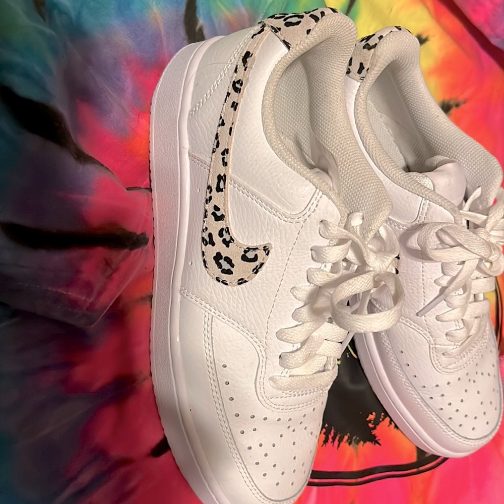 Womens Nike shoes